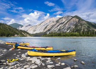 réserve de parc national de nahanni