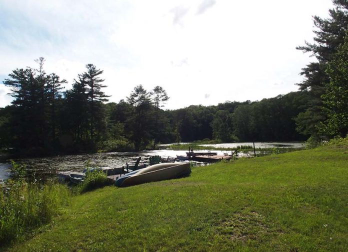 Seeley’s Bay Un trésor de village au milieu des milles lacs